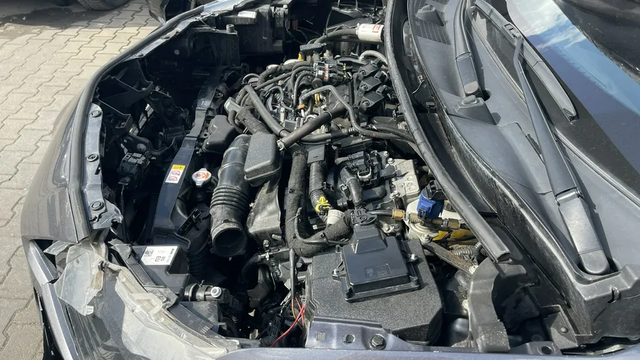 TOYOTA Yaris Cross -