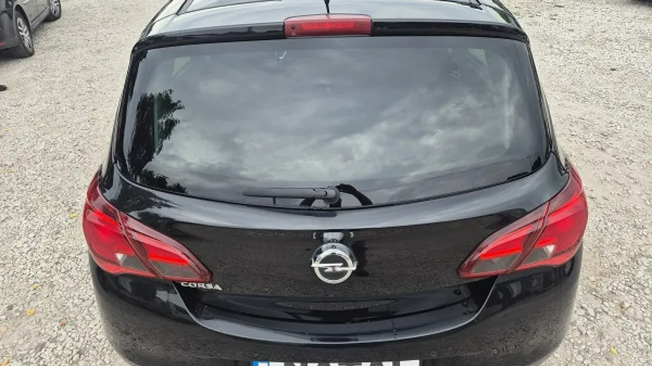 OPEL Corsa -