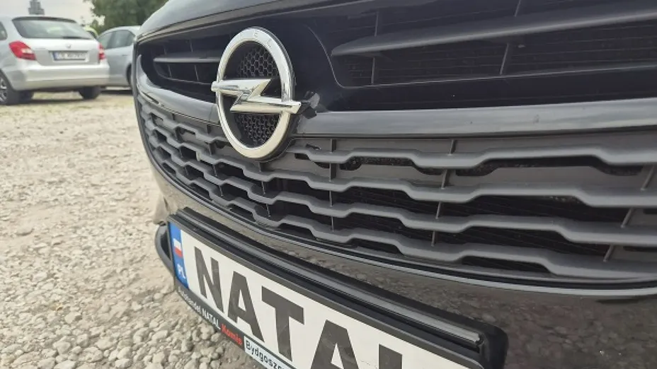 OPEL Corsa -