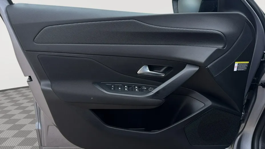 PEUGEOT 308 -
