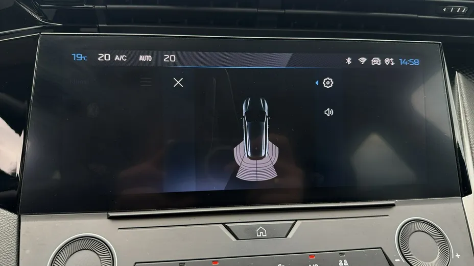 PEUGEOT 308 -