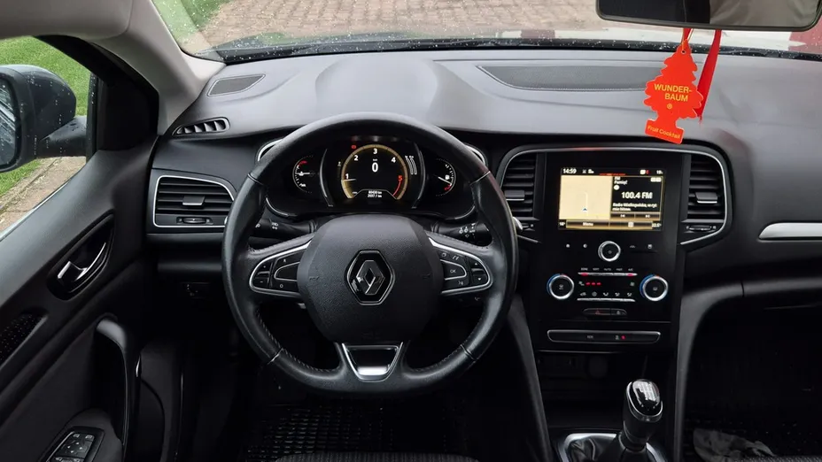 RENAULT Megane -