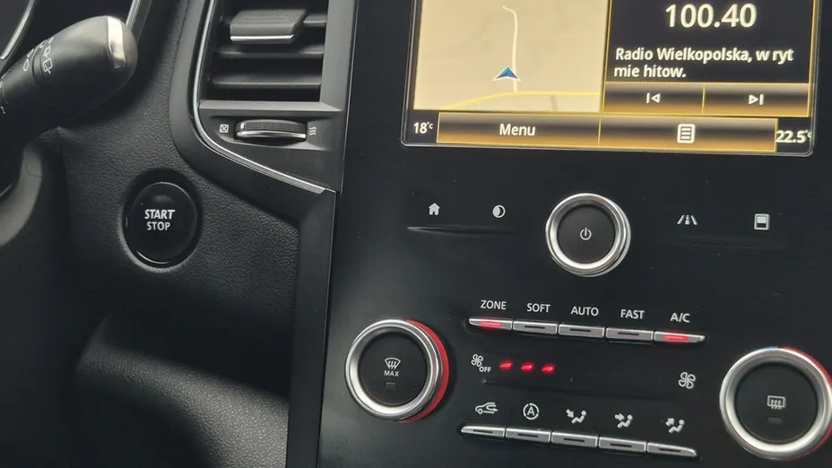 RENAULT Megane -
