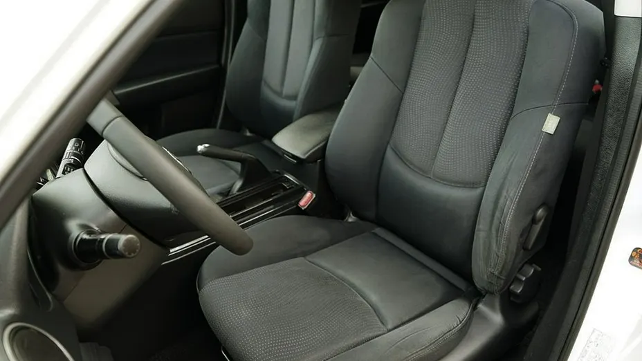 MAZDA 6 -