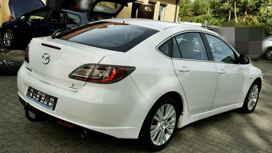 MAZDA 6 -