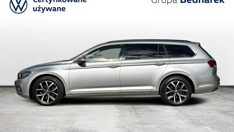 VOLKSWAGEN Passat -