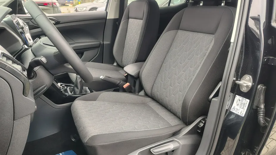 VOLKSWAGEN T-Cross -