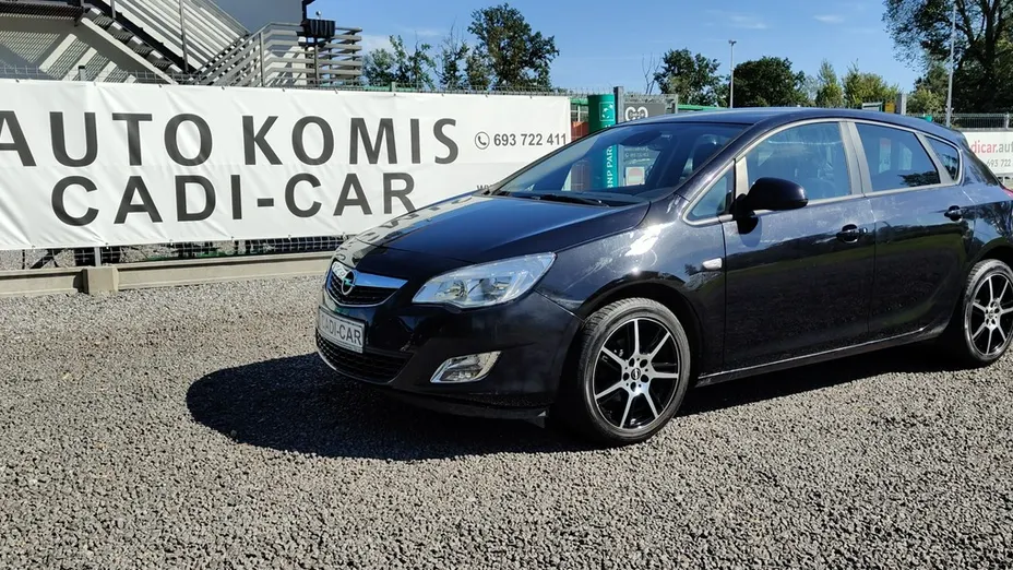 OPEL Astra -