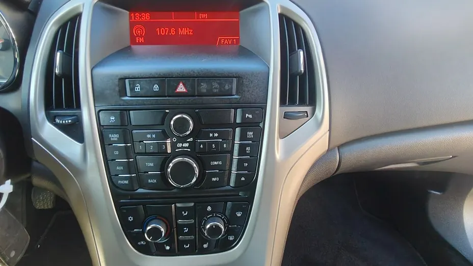 OPEL Astra -