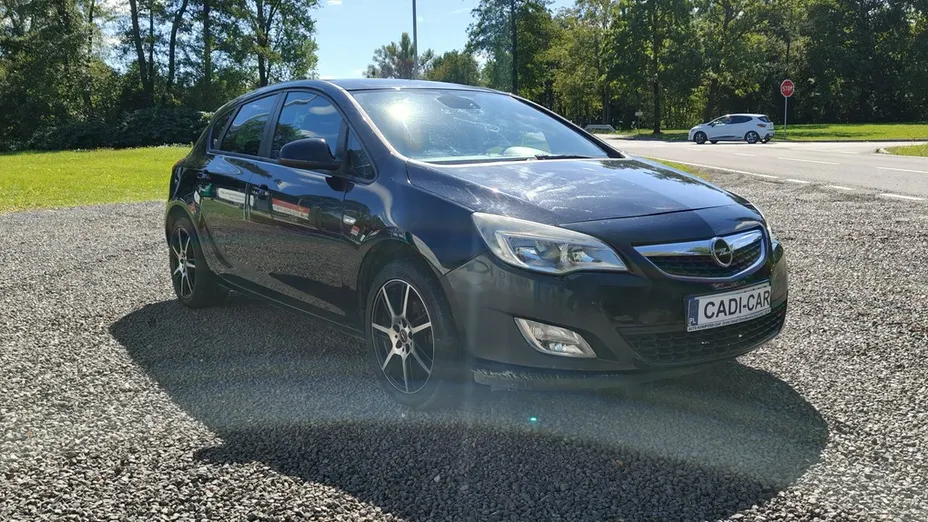 OPEL Astra -