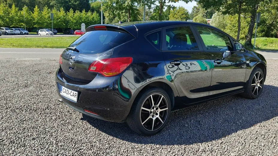 OPEL Astra -