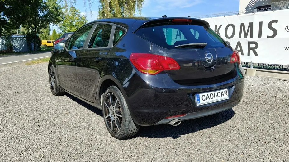 OPEL Astra -