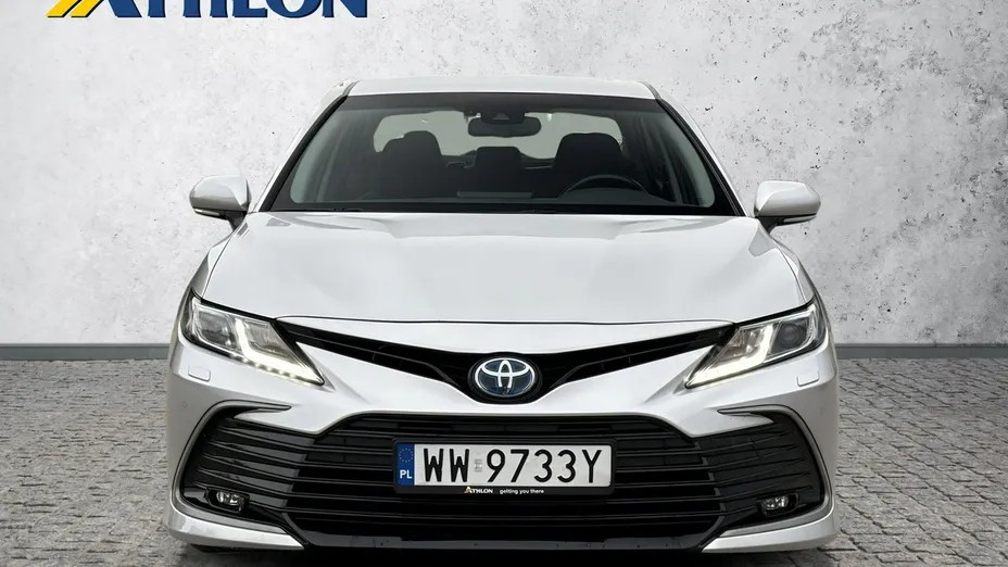TOYOTA Camry -