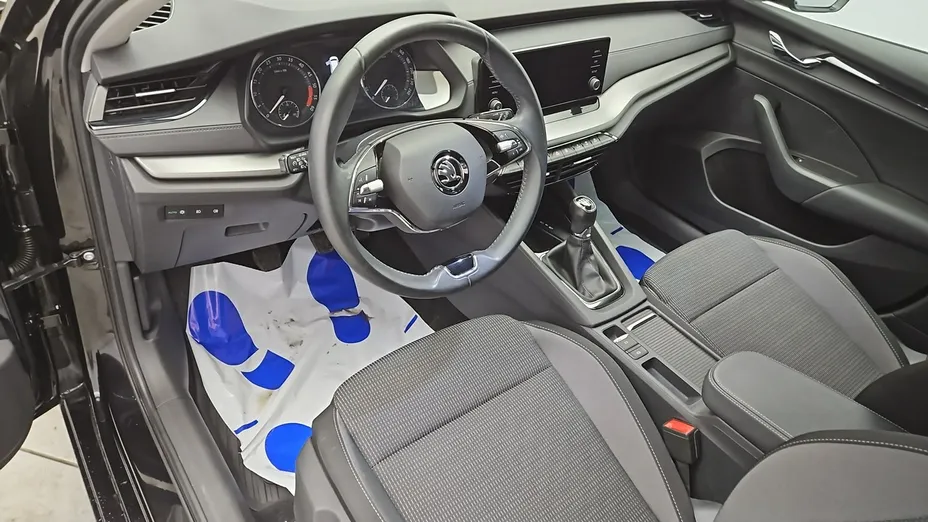 SKODA Octavia -