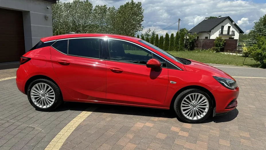 OPEL Astra -