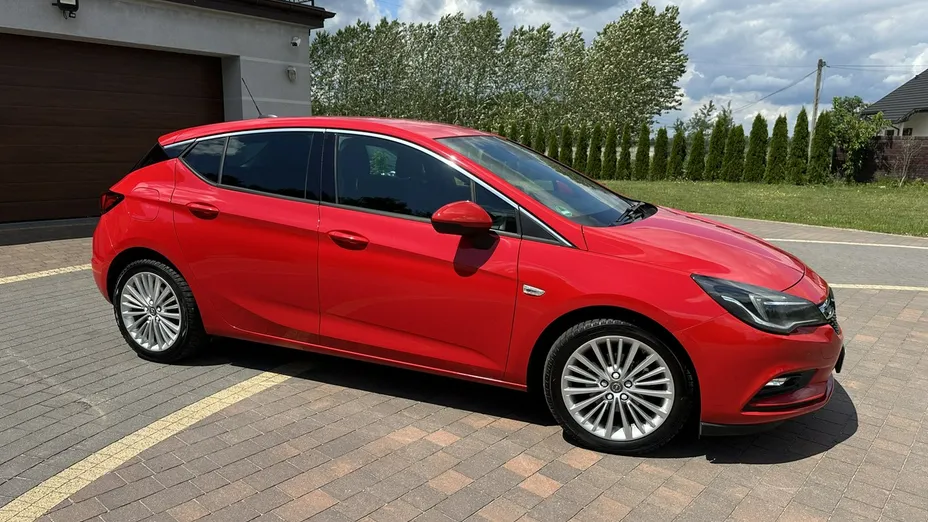 OPEL Astra -