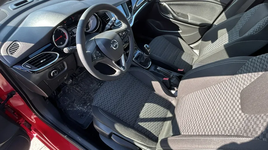 OPEL Astra -