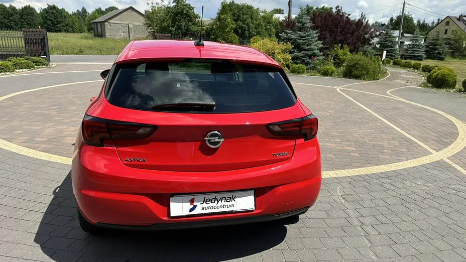 OPEL Astra -