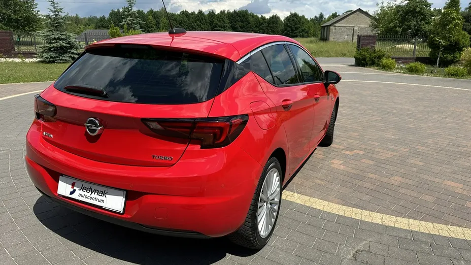OPEL Astra -