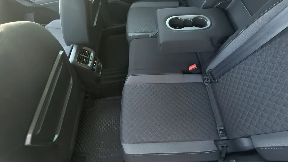 VOLKSWAGEN Tiguan -