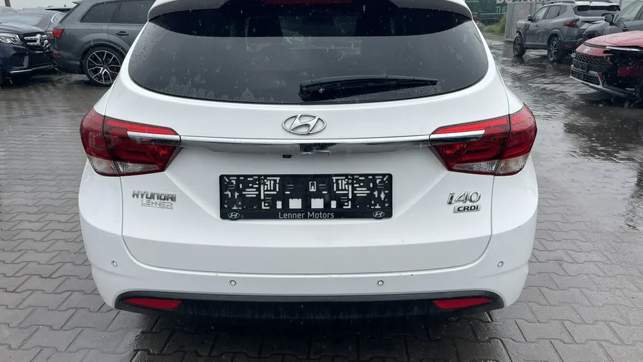 HYUNDAI i40 -