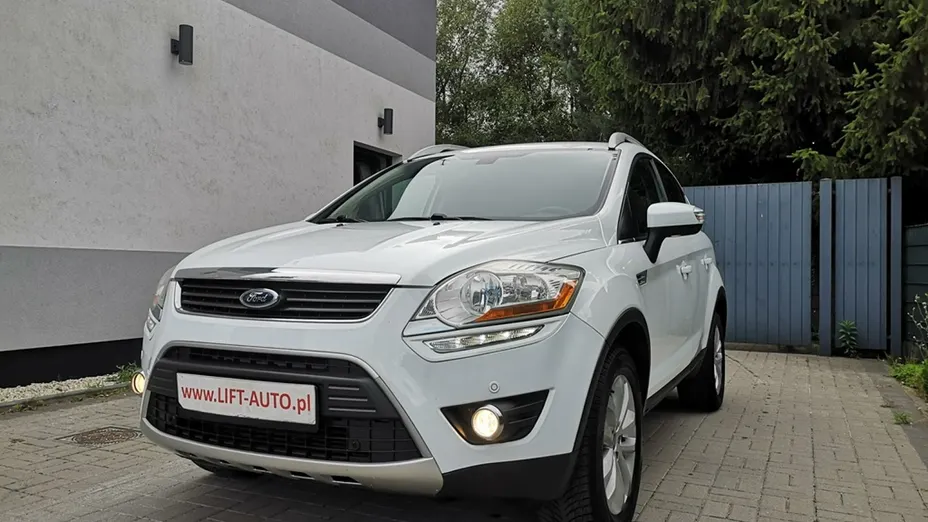 FORD Kuga -