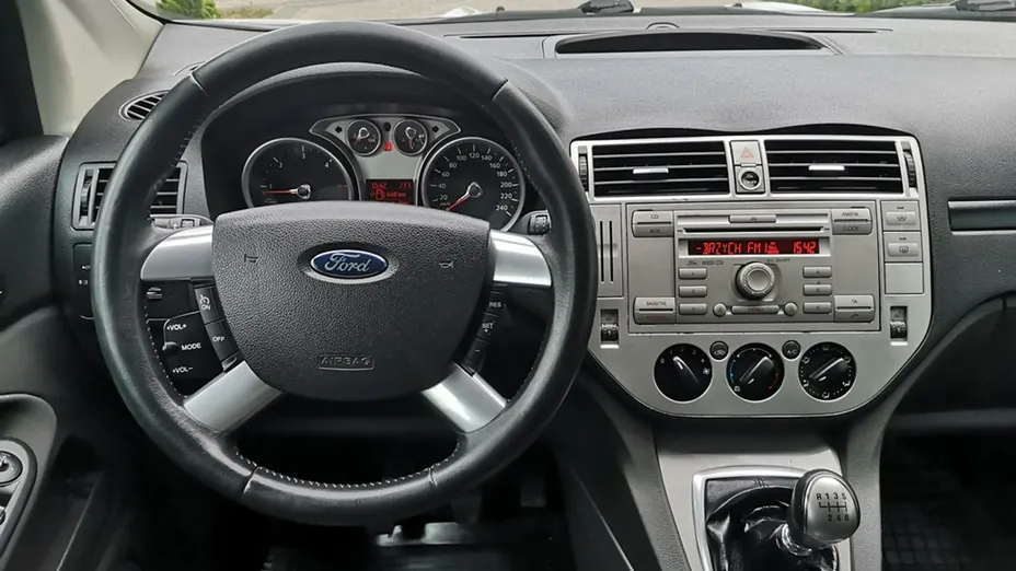 FORD Kuga -