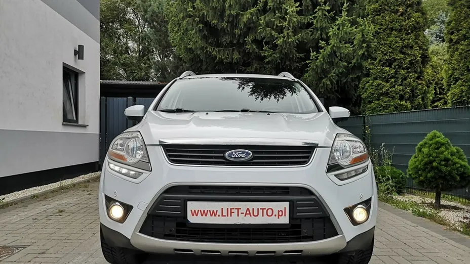 FORD Kuga -