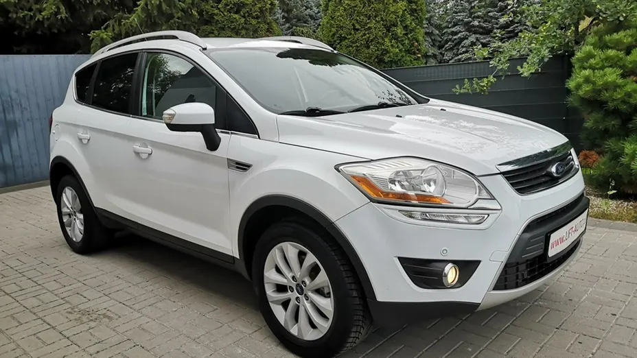 FORD Kuga -