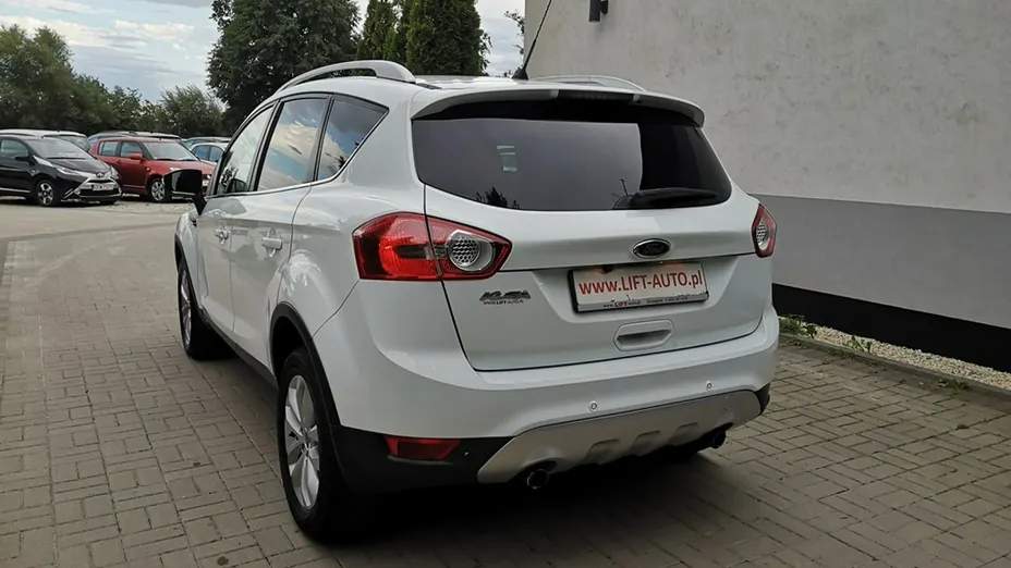 FORD Kuga -