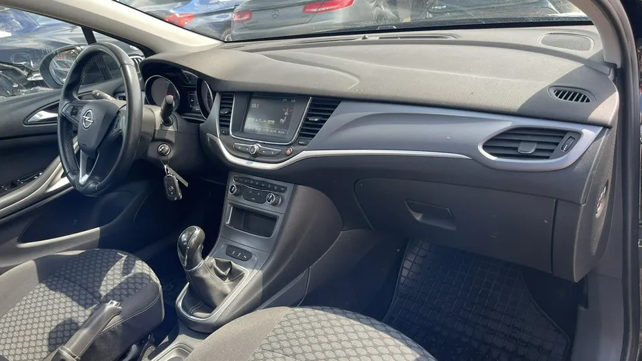 OPEL Astra -