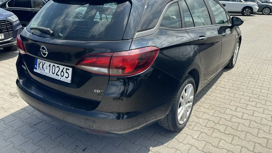 OPEL Astra -