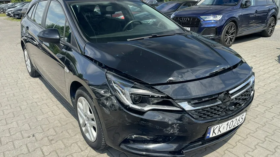 OPEL Astra -