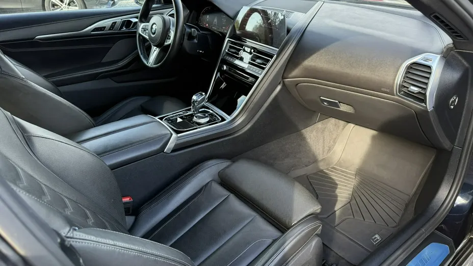 BMW Seria 8 -