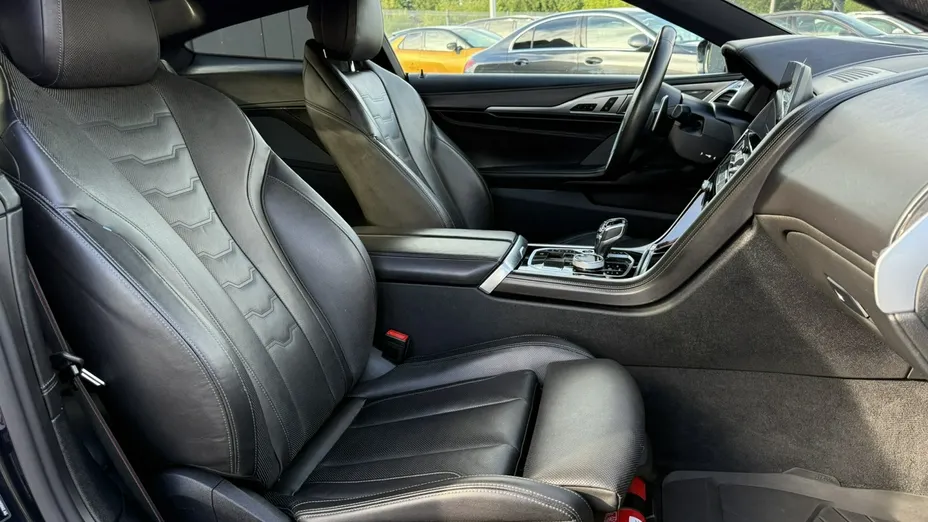 BMW Seria 8 -
