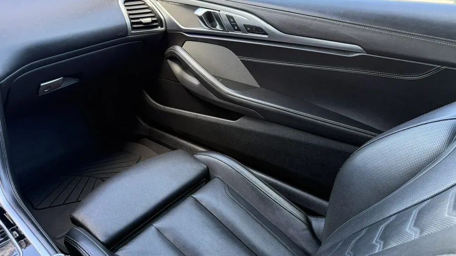 BMW Seria 8 -