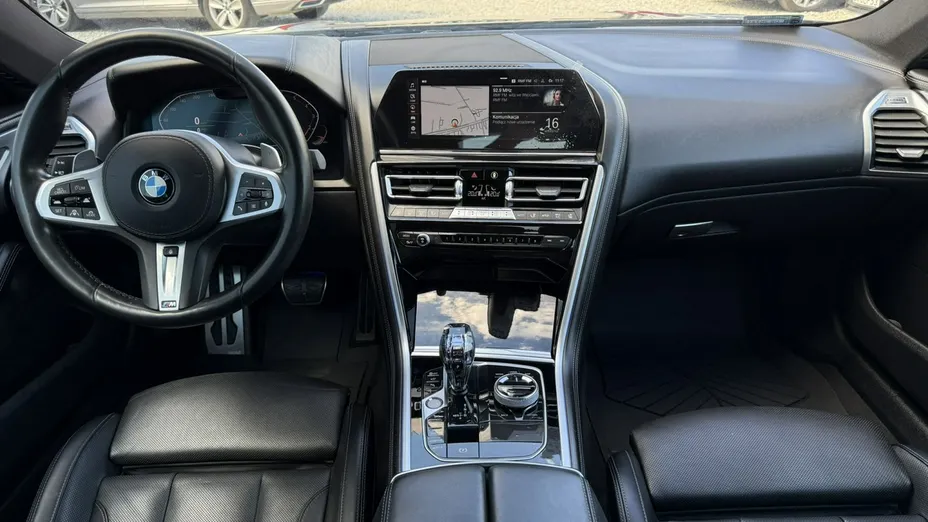BMW Seria 8 -