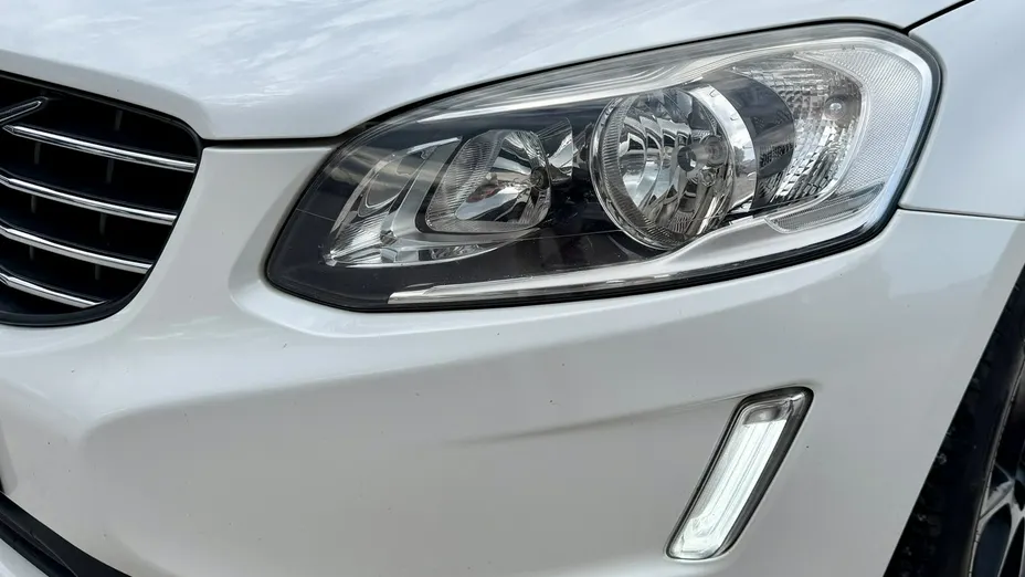VOLVO XC60 -