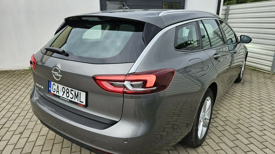 OPEL Insignia -