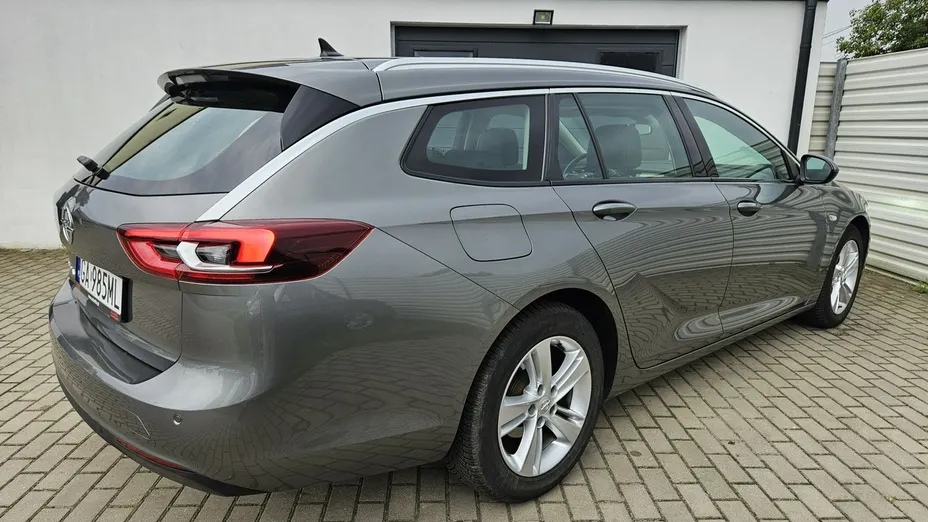 OPEL Insignia -