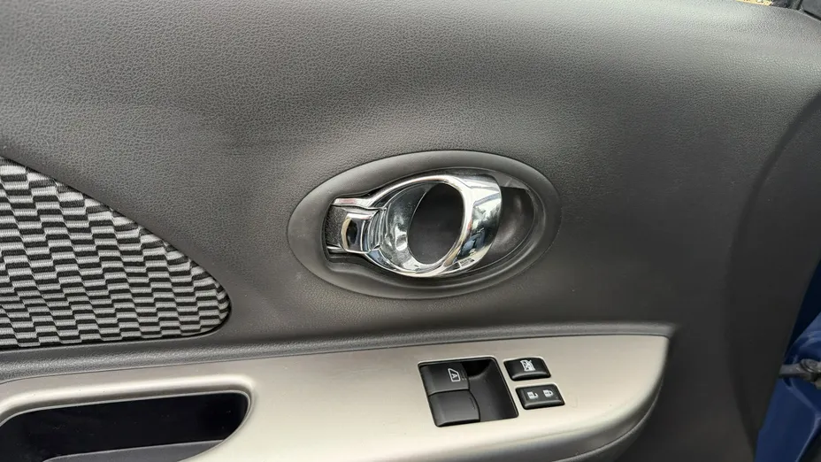 NISSAN Micra -
