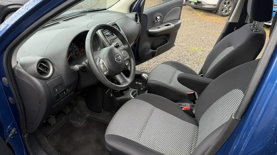 NISSAN Micra -