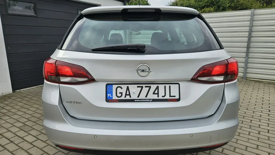 OPEL Astra -