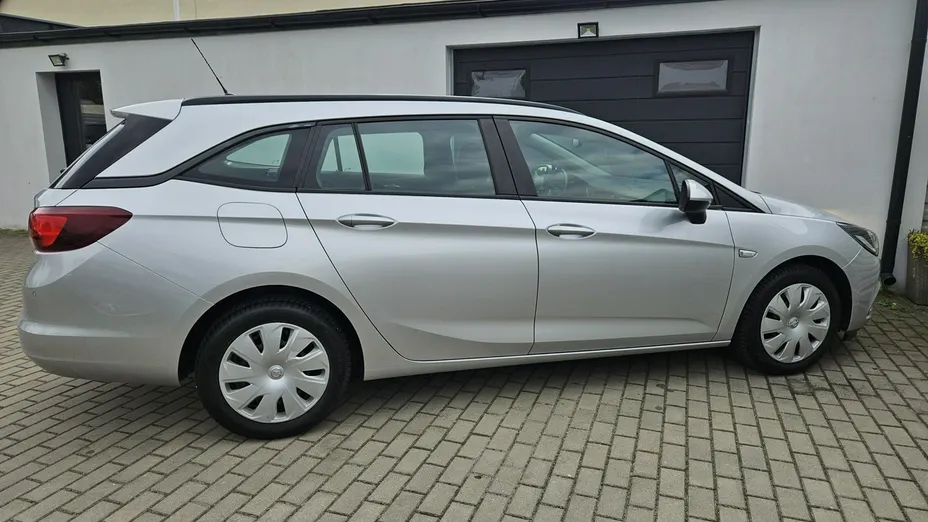 OPEL Astra -