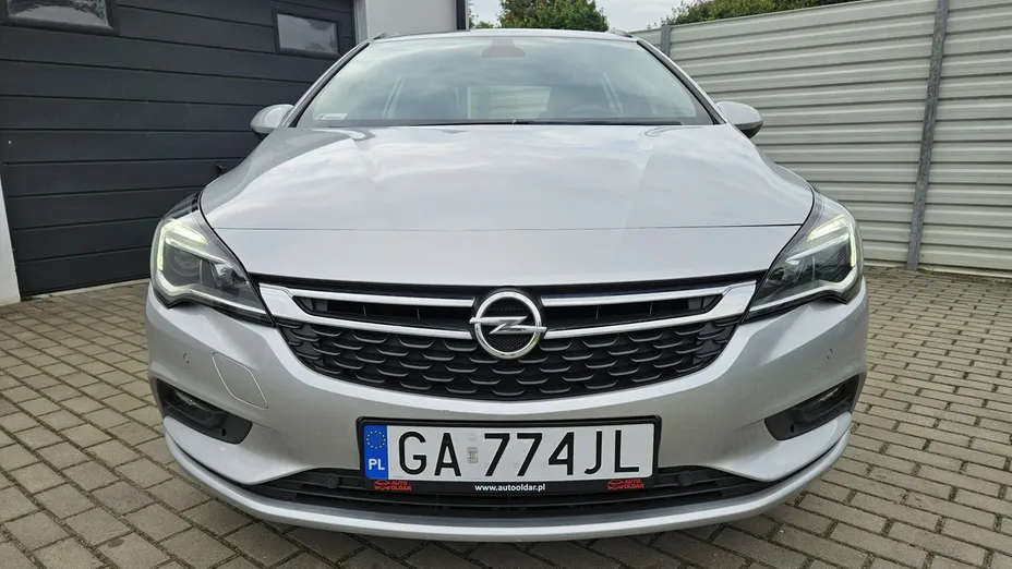 OPEL Astra -