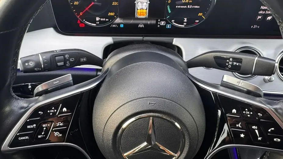 MERCEDES-BENZ E Klasa -