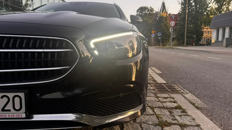 MERCEDES-BENZ E Klasa -