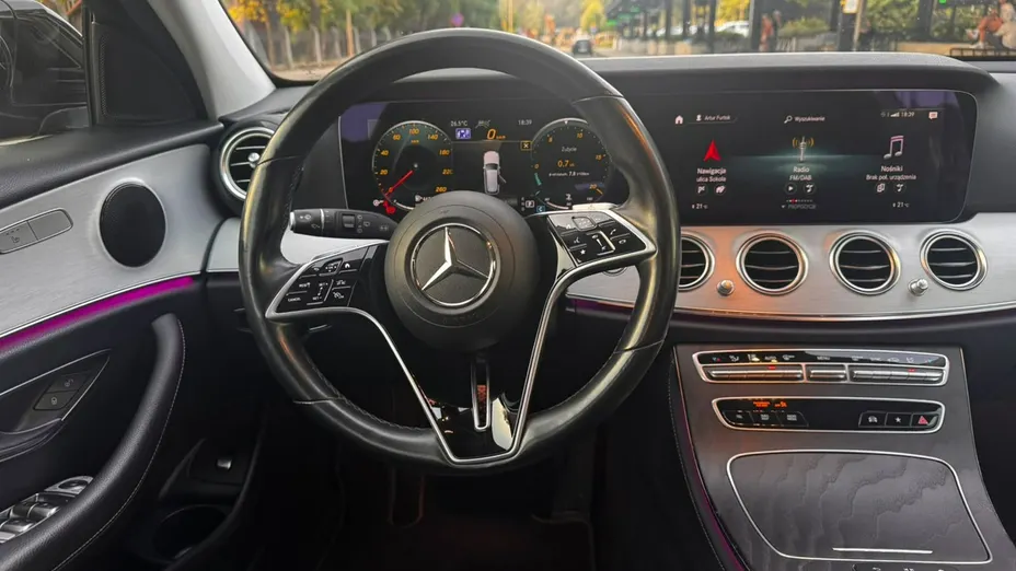 MERCEDES-BENZ E Klasa -