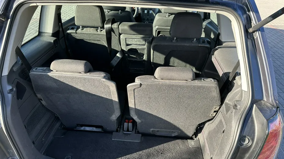 OPEL Zafira -