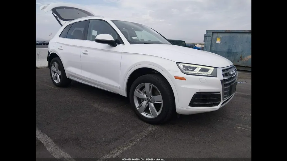 AUDI Q5 -